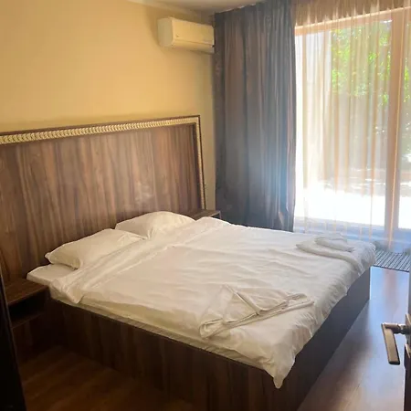 Argisht Palace 2-bedroom With Parking Lejlighed *