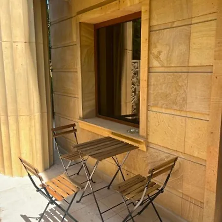 Argisht Palace 2-bedroom With Parking Апартаменти